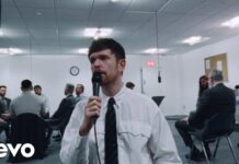 James Blake publicó su nuevo disco